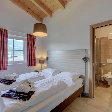 Apartament Mountain By *