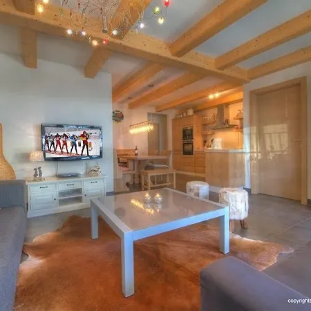 Mountain By Apartment Kaprun