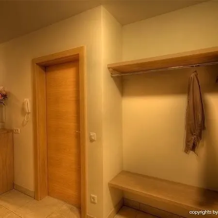Apartament Mountain By *